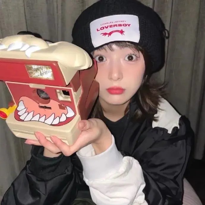 在山中见面